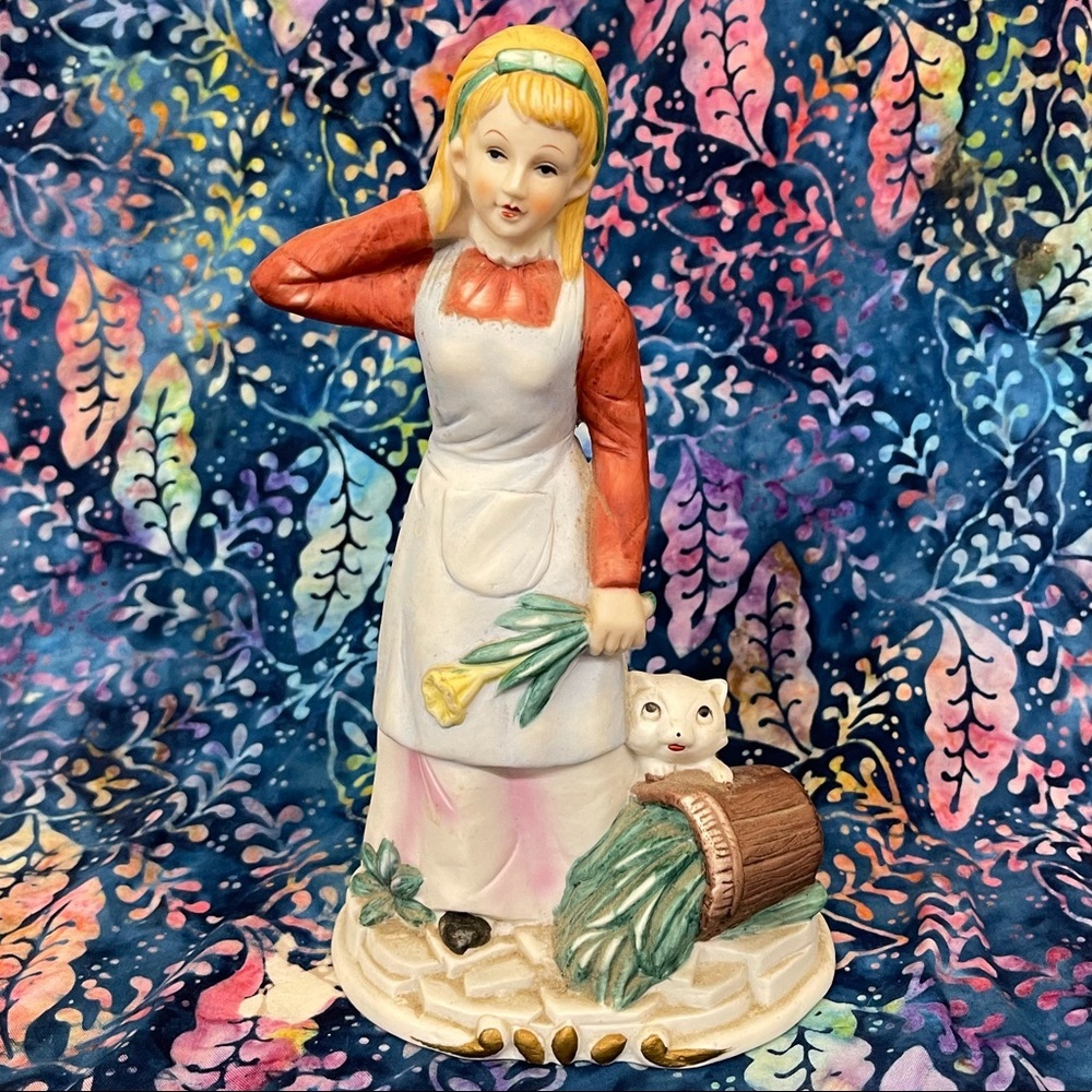 Vintage 1950’s UCGC Taiwan Ceramic Girl with Kitten